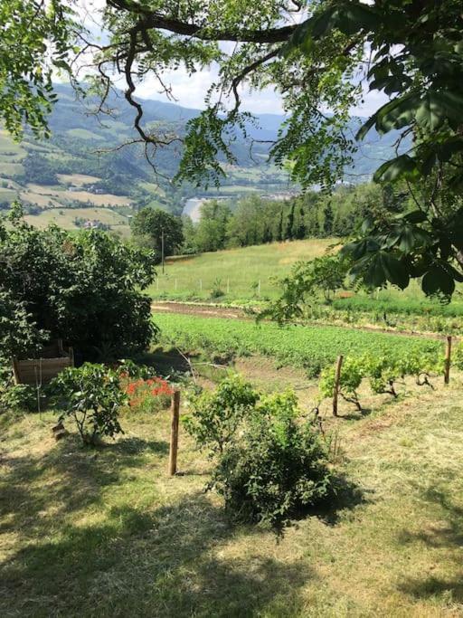 Casa Nella Natura A Bobbio Luaran gambar